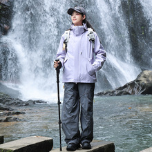 东北哈尔滨户外滑雪羽绒冲锋衣女款外套三合一男防水防风旅游装备