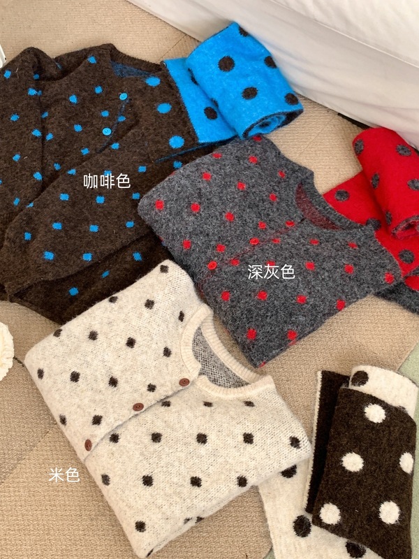 木四 送围巾波点慵懒风毛衣开衫女秋冬新款软糯宽松针织外套M6642|undefined