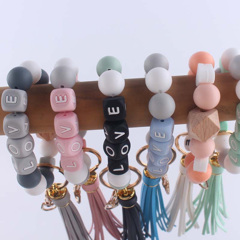 Nuevo cuero creativo pu borla colgante DIY nombre silicona cuentas colgante pulsera llavero Accesorios