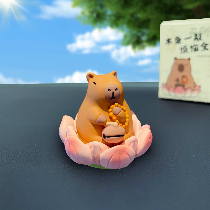 오리지널 행운 연꽃 장식 - 카피바라
