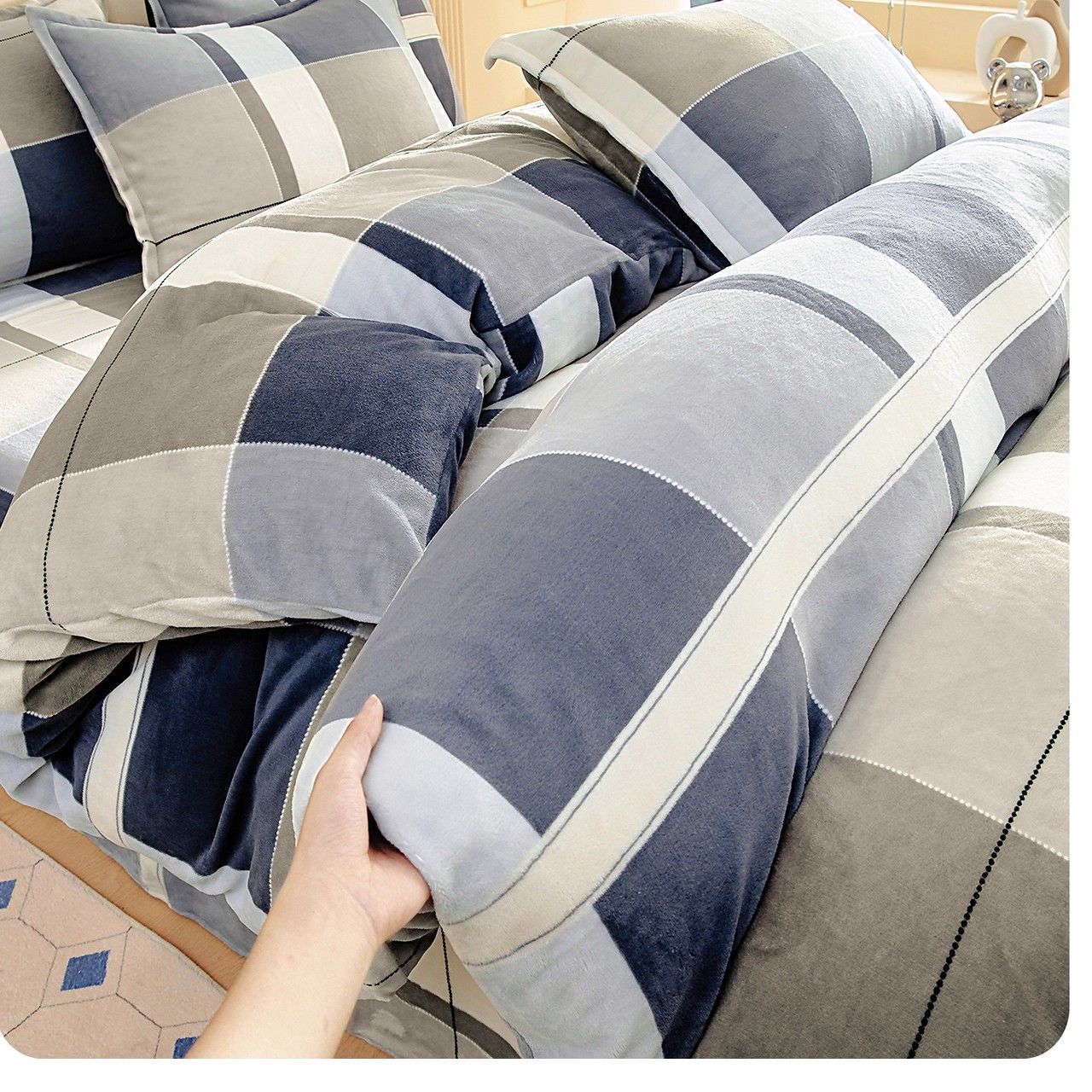 Invierno leche edredón cubierta de una sola pieza de coral Falei edredón cálido edredón cubierta de doble cara edredón dormitorio sábanas individuales