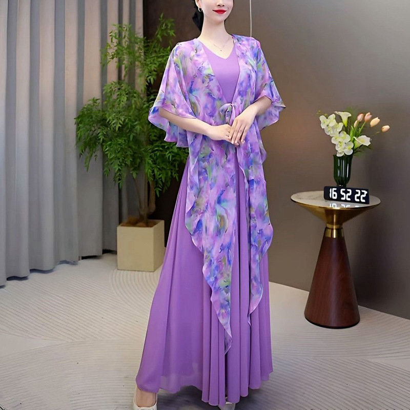Elegant Purple Dress with Butterfly Sleeves for Women, 2026 Summer New Resort Style V-Neck Long Dress with a Large Hem Elegant Purple Dress with Butterfly Sleeves for Women, 2026 Summer New Resort Style V-Neck Long Dress with a Large Hem