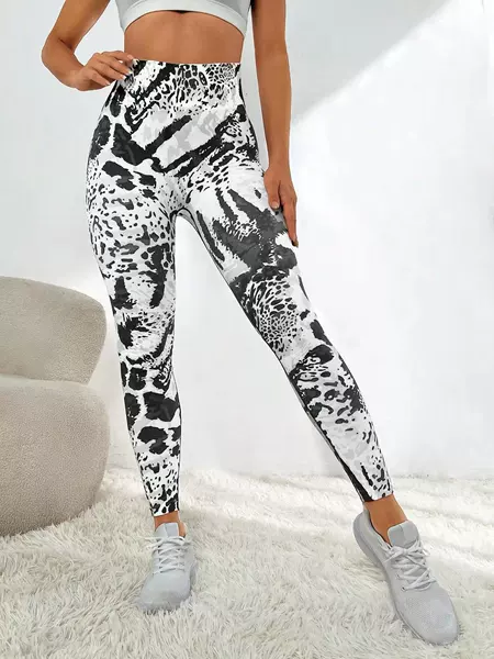 Black and white leopard print