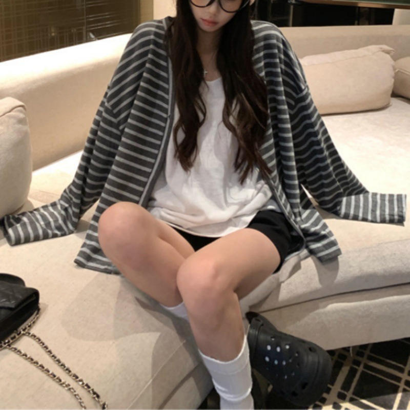 慵懒风条纹长袖外套女2025秋季新款复古盐系薄款单排扣欧洲站上衣|undefined