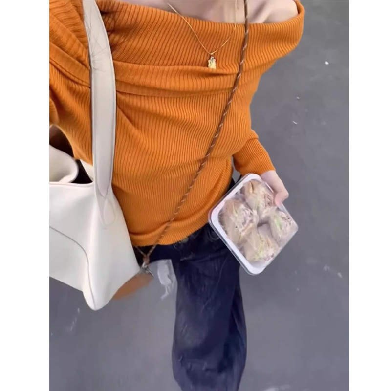独特超好看橘色露肩针织打底衫女秋冬季高JI感毛衣内搭一字肩上衣|undefined