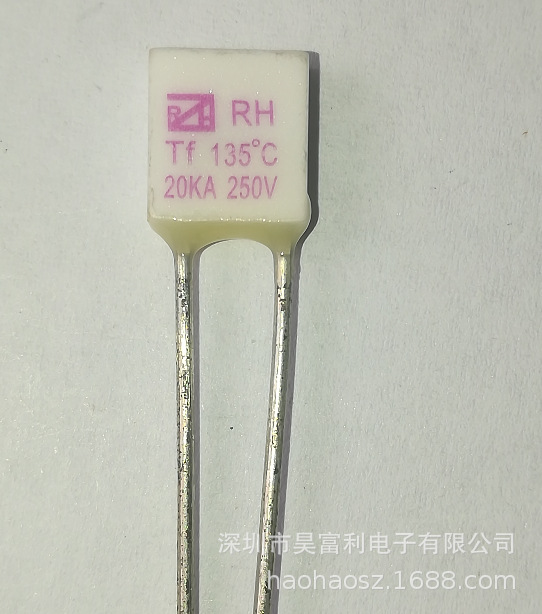 供应135度 136度 抗雷击热熔断器 温度保险丝 热保护器 热熔断体