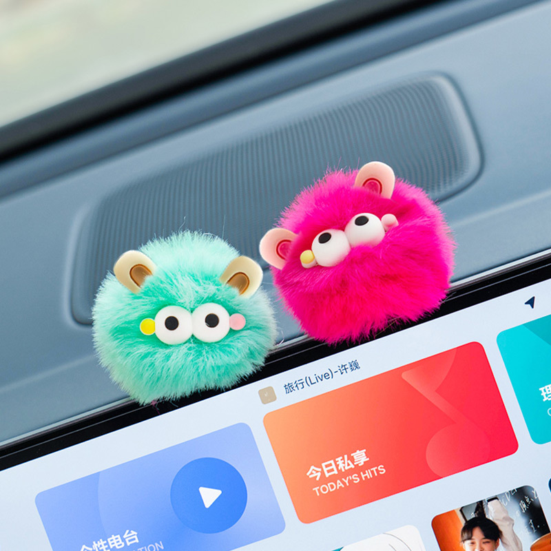 Decoración de pantalla de control central para automóviles Espejo retrovisor caricatura lindo peluche pequeño monstruo bola de pelo joyas de automóviles Decoración
