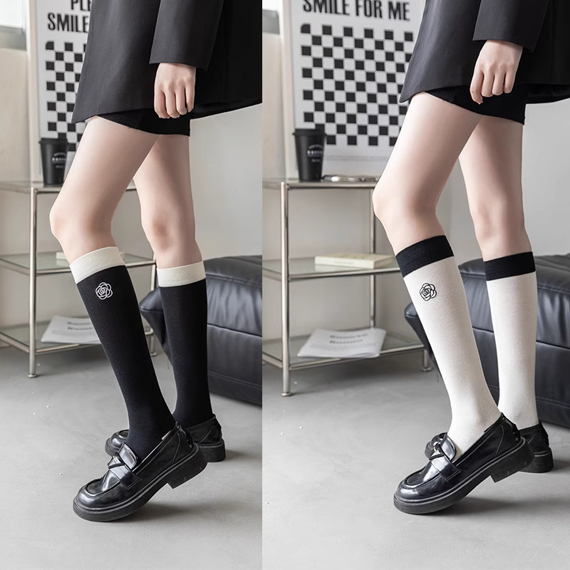Black and White Contrast Embroidered Calf Socks Stitching Leg Socks Ins Trendy Japanese College Style Jk Long Tube and Knee Socks Black and White Contrast Embroidered Calf Socks Stitching Leg Socks Ins Trendy Japanese College Style Jk Long Tube and Knee Socks