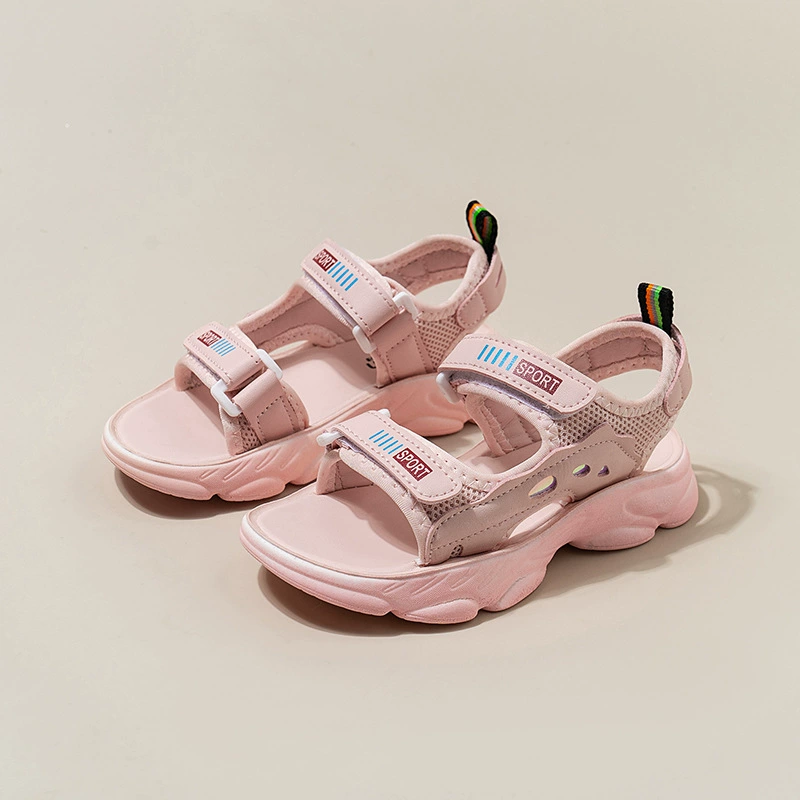 Сандалии для девочек 2024 Летняя новая корейская модная обувь принцессы детская нескользящая мягкая обувь на пляже