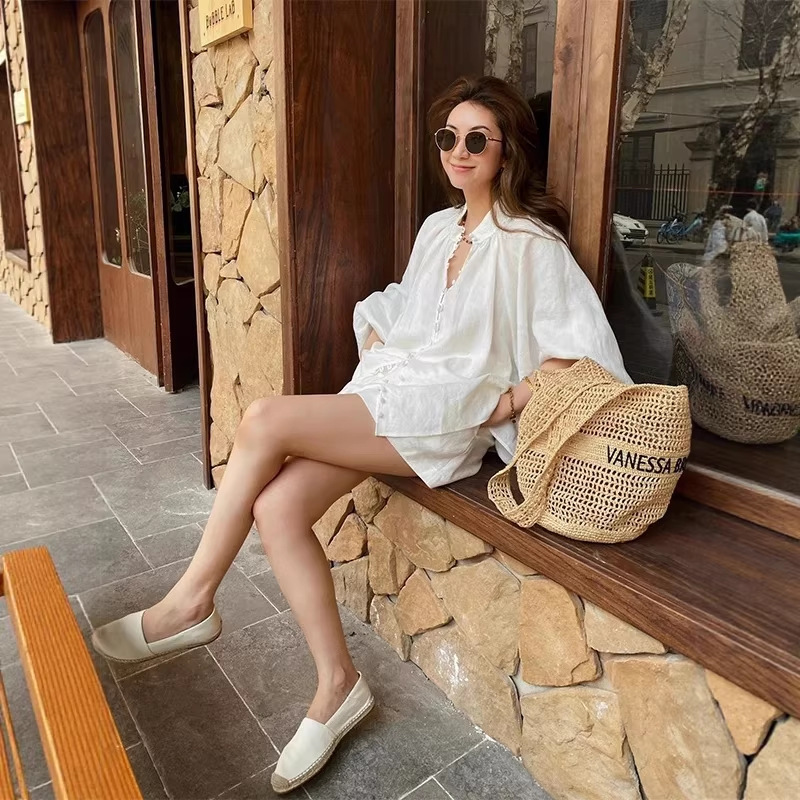 2026 Chic and Unique Design French Resort Style White Linen Sun Protection Long-Sleeved Shirt and Shorts Suit for Women Summer