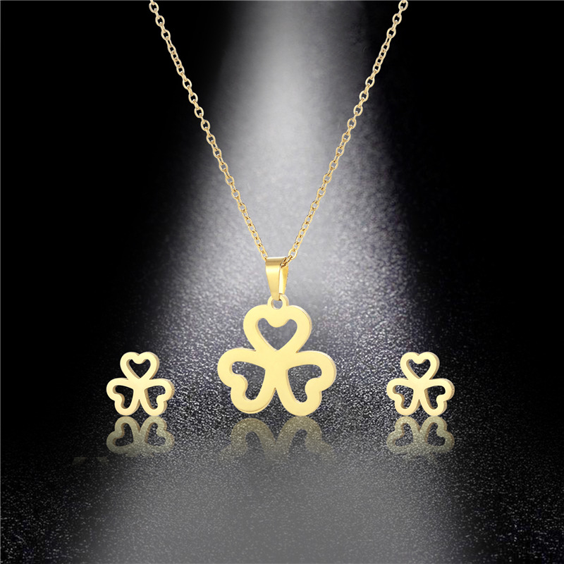Fashion Clover Stainless Steel Necklace Stud Earrings Set