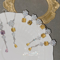 Sisi璀璨發光金黃鋯山茶花套裝女 鍍18K金多切面彩寶微鑲爆閃戒指