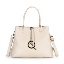 �羳�¿�25Ů���r�Іμ���๦��Ů�������������ͨ�ڰ����l���