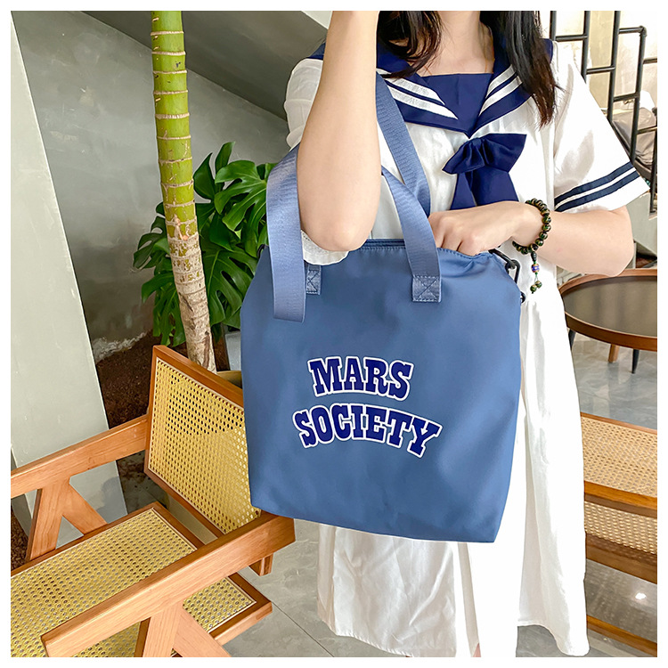 Canvas bag for women, single shoulder, ins crossbody, laid-back style, college student class bag, artistic Japanese style, large capacity, Hong Kong style, chic undefined