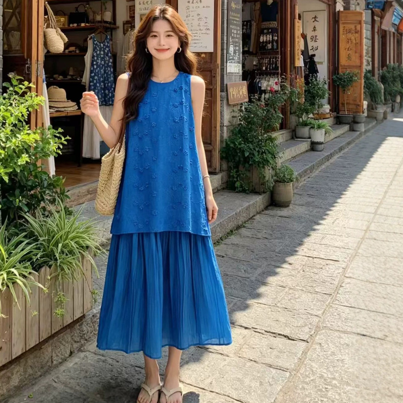 2026 New Summer Style Women's French Sleeveless Embroidered Dress, Holiday Style Loose Slimming Long Beach Dress 2026 New Summer Style Women's French Sleeveless Embroidered Dress, Holiday Style Loose Slimming Long Beach Dress
