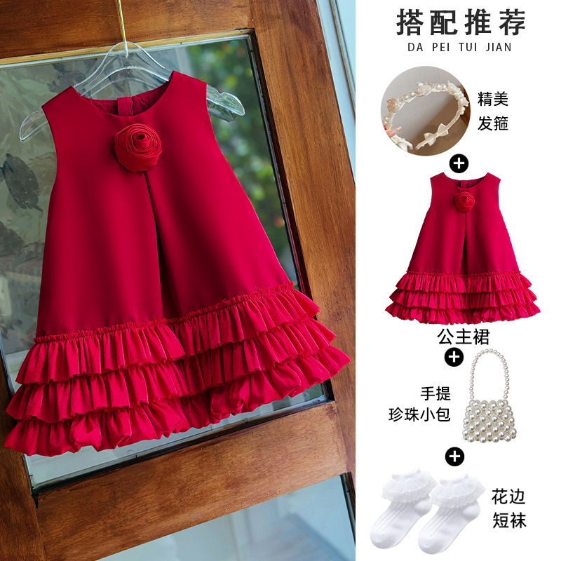 빨간 치마 + 머리띠 + 양말 + 가방