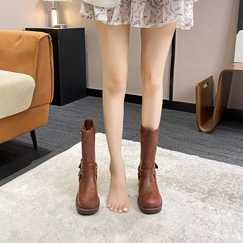 618-2惠东易鑫达短款圆头短靴皮扣粗跟厚底西部中筒骑士马丁靴女