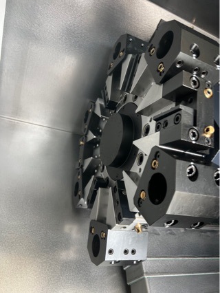 �϶�������ԭ��ɽ������LYNX 235������б��������