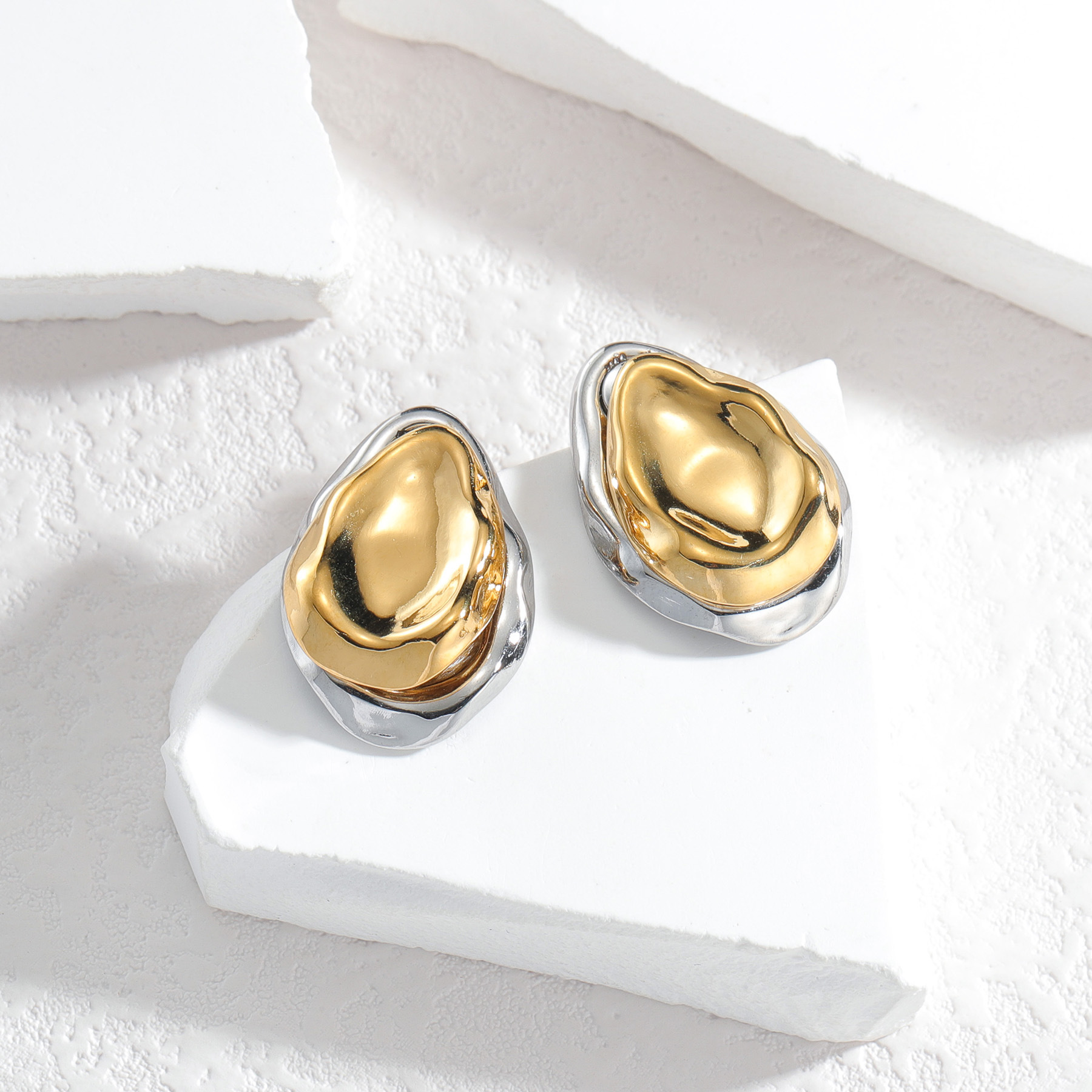 Women's Gender 1 Pair Retro Commute Geometric Heart Shape Flower Plating 304 Stainless Steel Ear Studs