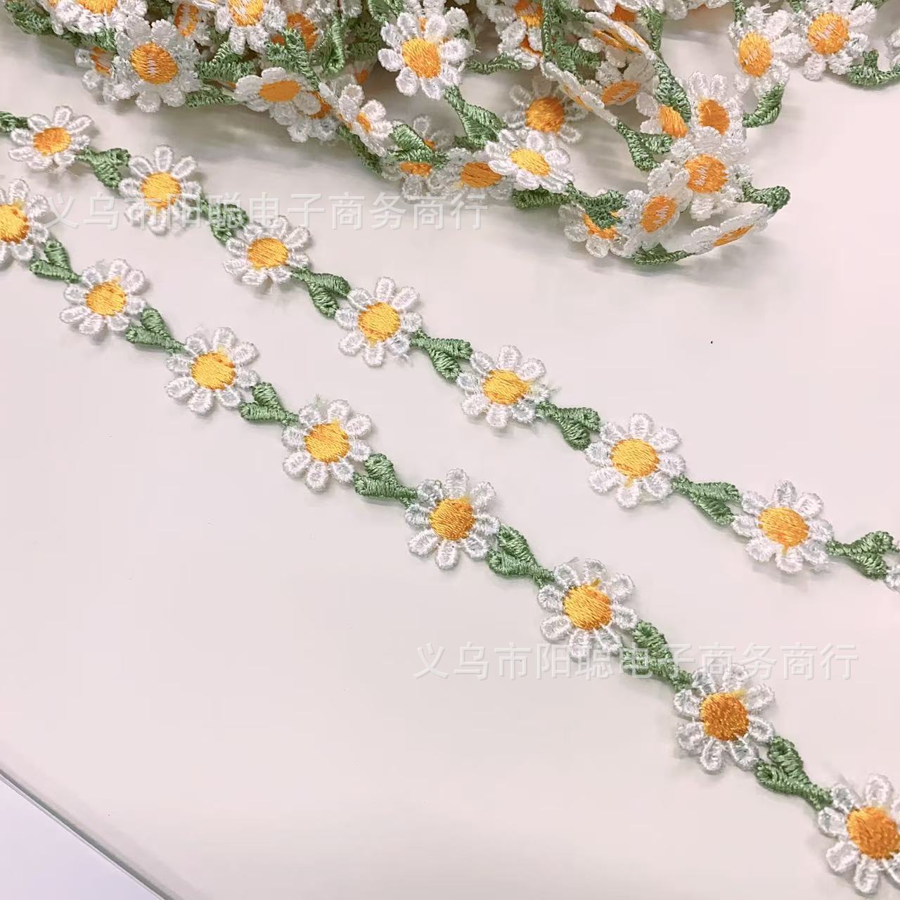 5.25三色八瓣花2