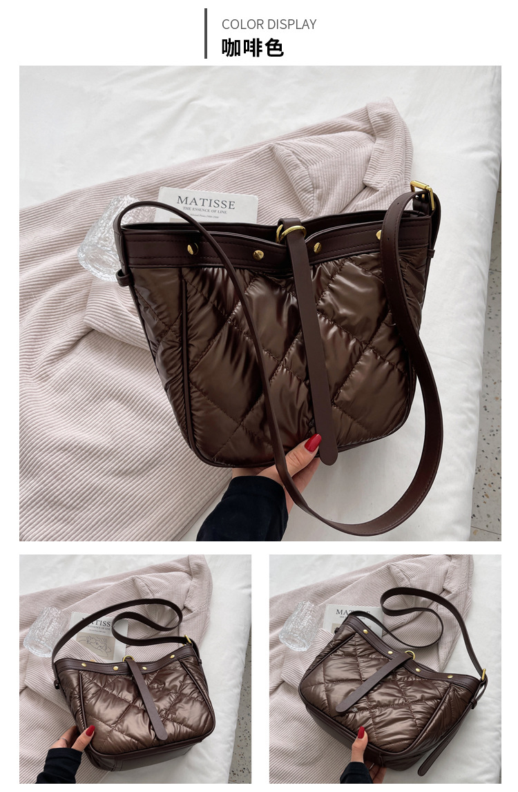 Fashion Pu Soft Leather Women's Bag Messenger Bag Solid Color Rhombus Shoulder Bag display picture 4