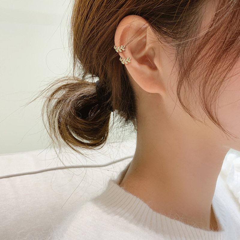 925 clip de oreja de plata esterlina estilo coreano Mori incrustado en diamantes pequeña rama dulce oreja hoja de hueso oreja joyería de oreja pendientes sin oreja