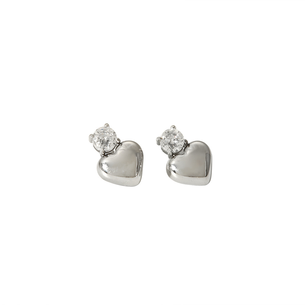 Vintage Style, Classic Style Style 1 Pair Vintage Style Classic Style Heart Shape 304 Stainless Steel 18K Gold Plated Ear Studs