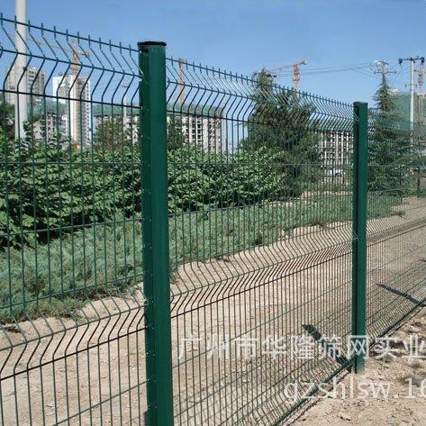 供应草原围栏网 草原农用网 镀锌围栏网 草原护栏网 双边丝护栏网