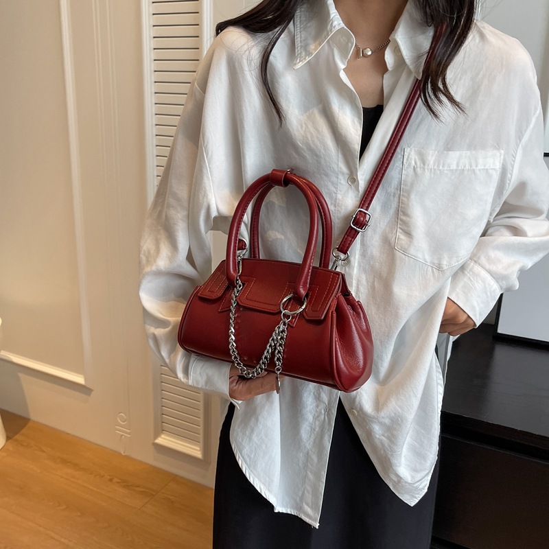 Mitmekülgne sisemine väike kott 2023 uus trendikas moetekstuuriga crossbody kott suvel populaarne kaasaskantav naistekott pelmeenikott_voghion.com