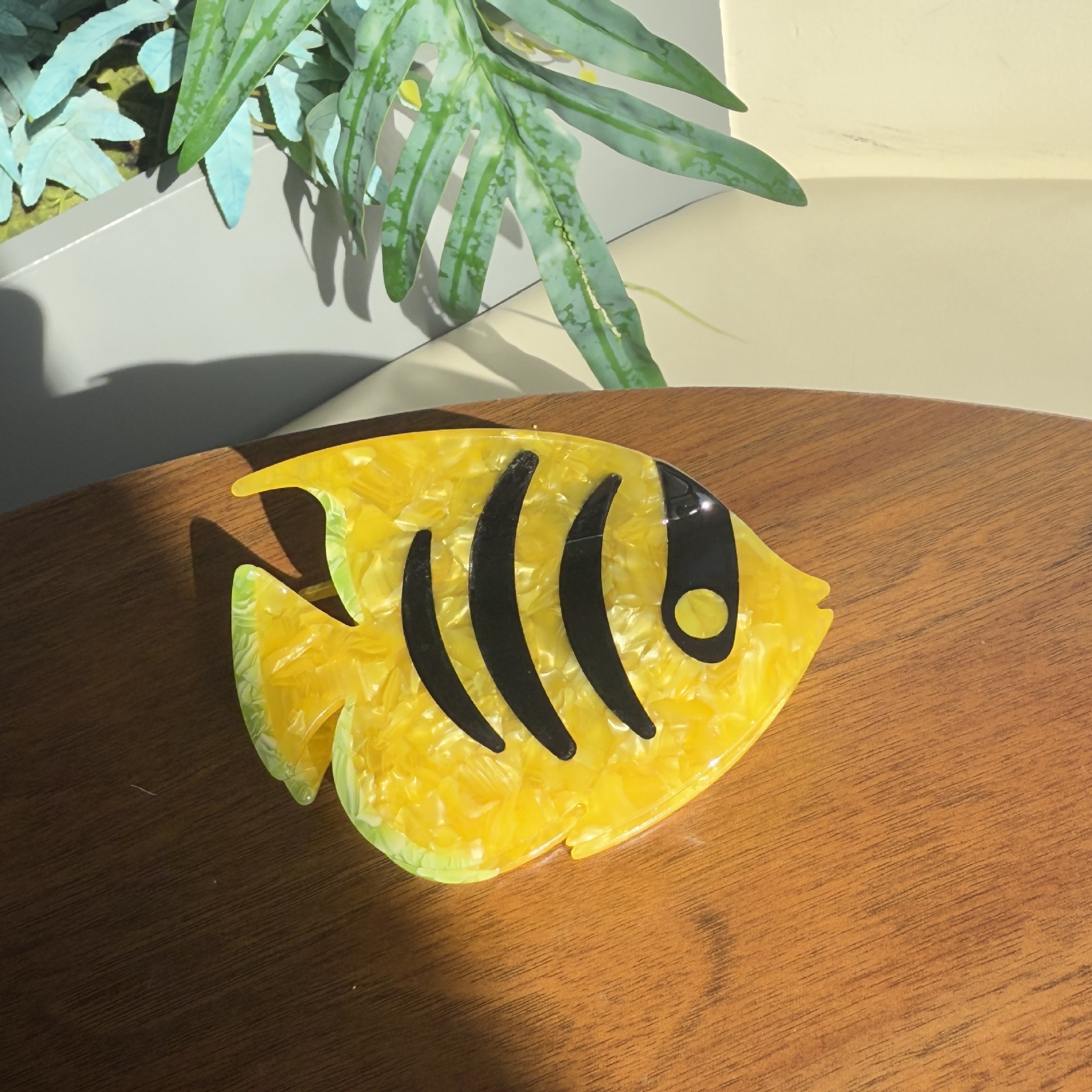 20g Weight Hair Claws Hair Accessories Type 1 Piece Quantity Holiday, Daily Occasion Acetic acid sheets Material Crab, Fish Pattern All Seasons Season Women's Gender Simple Style Style Simple Style Women's Crab Fish Acetic Acid Sheets Hair Claws 8