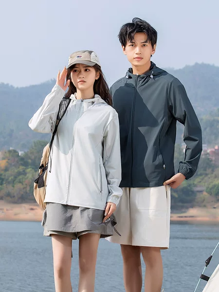 New Mountain Style Sun Protection Clothing for Couples in Summer Upf50+ Anti-Uv Hooded Sun Protection Clothing Sports Outdoor Thin Jacket