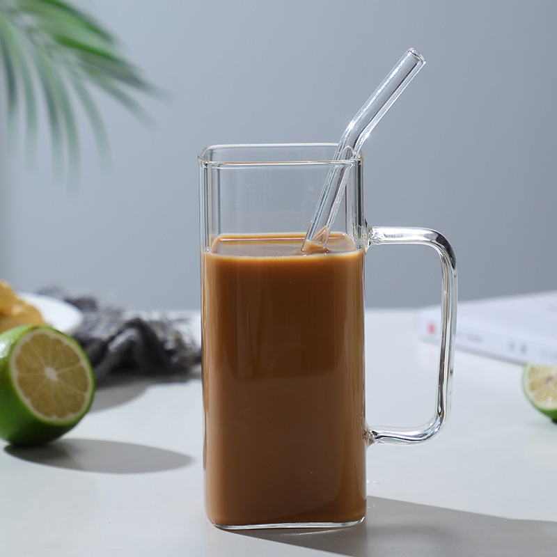 Taza de paja cuadrada de vidrio doméstico de alta apariencia de bambú taza de borosilicato transparente de una sola capa taza de jugo de mango de color