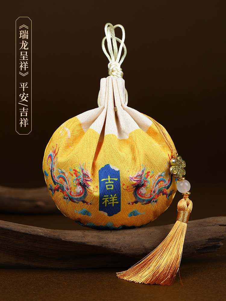 "Ruilong" peace/auspiciousness (with tassel) K-86 ☆