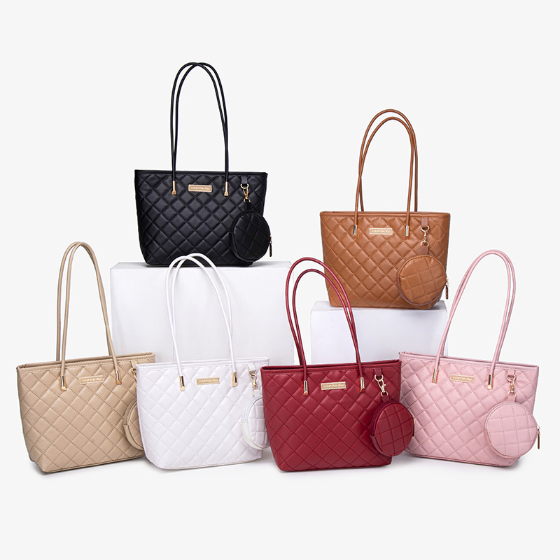 Fashion Plaid Embroidery Quilted Women's One-Shoulder Bag Daily Commuting Large Capacity Handbag Fashion All-Match Fashion Plaid Embroidery Quilted Women's One-Shoulder Bag Daily Commuting Large Capacity Handbag Fashion All-Match