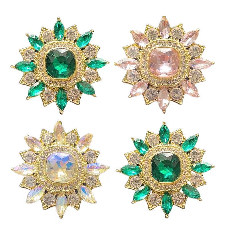 El estilo europeo y americano transfronterizo de alta calidad sol taladro perforación banda de cabello accesorios de ropa accesorios de joyería material DIY broche de mano
