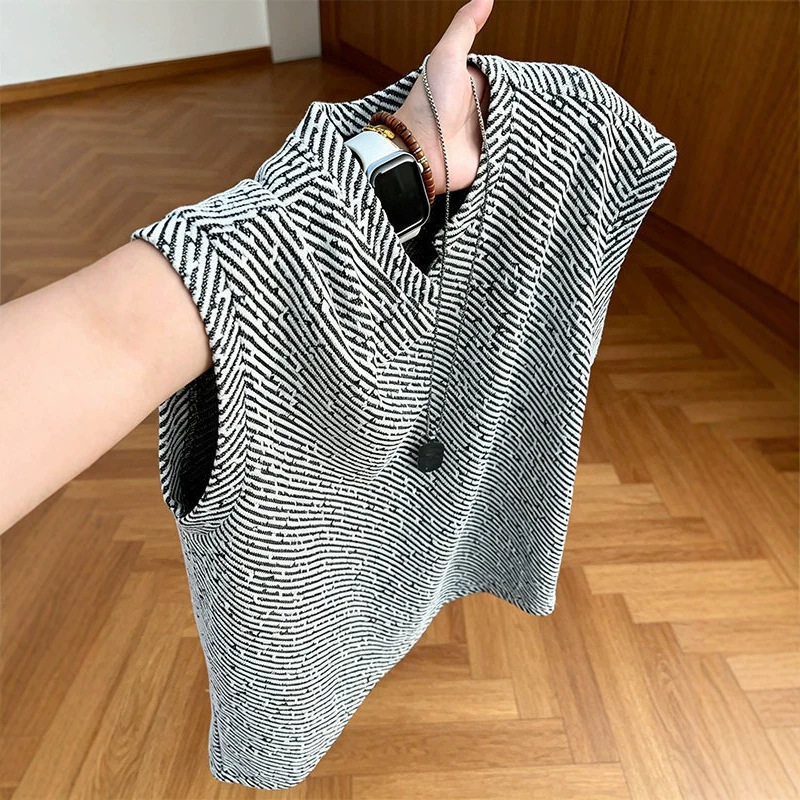 American-Style Zebra Pattern Knit V-Neck Vest for Men, Summer High-End Sleeveless T-Shirt, Sports Tank Top American-Style Zebra Pattern Knit V-Neck Vest for Men, Summer High-End Sleeveless T-Shirt, Sports Tank Top