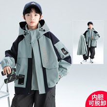 男童装外套秋冬款2025新款中大儿童秋季可拆卸三合一冲锋衣加厚潮