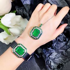 Brand New Elegant Craftsmanship Emerald Pendant Necklace with Cotton, High-End Crystal Green Diamond Watch Strap Bracelet