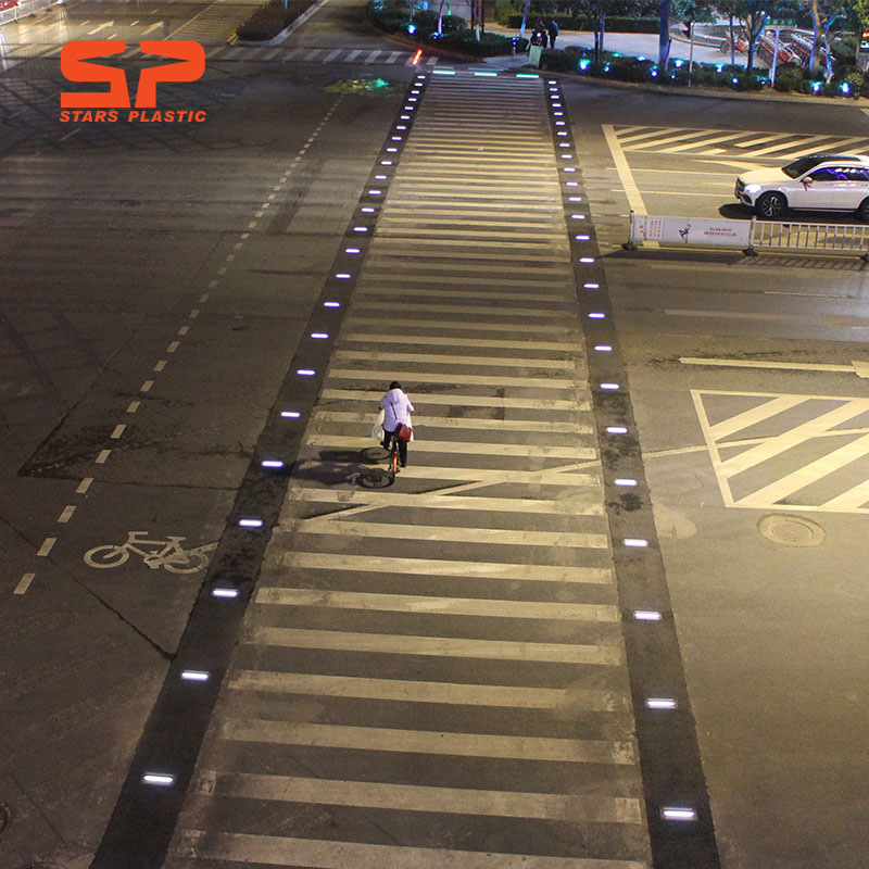 ���к��ȫ͸�����ǻ۰����ߵ�ש ��ͨ������������� LED�����