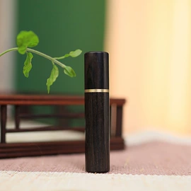 美发梳;木质工艺品;经络保健器材