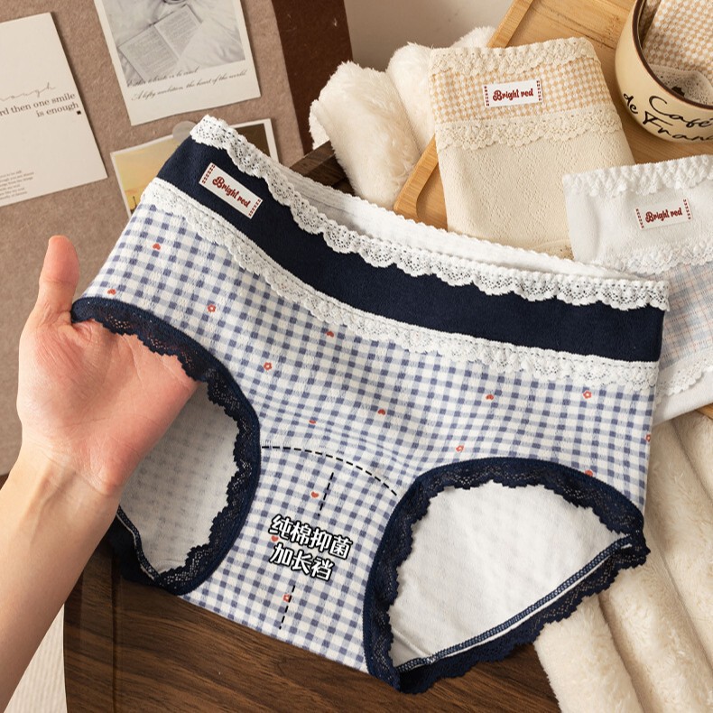 Women's High-Quality Vintage British Style Pure Cotton Mid-Waist Lace Panties, All-Cotton with Extended Crotch Lining, Comfortable Triangle Briefs Women's High-Quality Vintage British Style Pure Cotton Mid-Waist Lace Panties, All-Cotton with Extended Crotch Lining, Comfortable Triangle Briefs