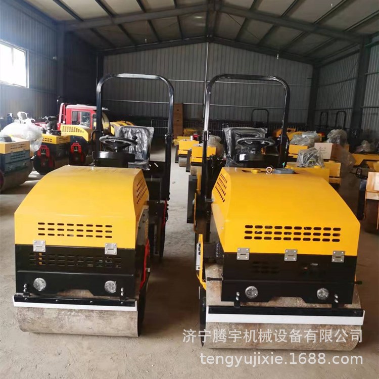 座驾式双钢轮压路机报价3吨全液压座驾式双钢轮 双震双驱式压路机