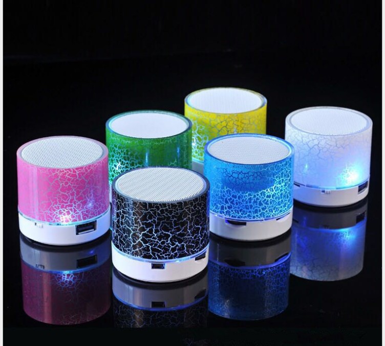 Small crack A9 Mini portable Bluetooth Plug-in speaker wireless stereo Subwoofer wholesale Electronic Gifts