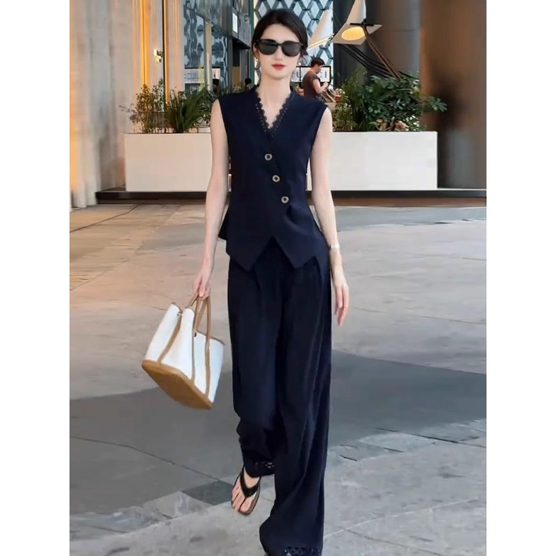 Elegant and Stylish Casual Suit for Women, 2025 Summer New Sleeveless Vest Top and Wide-Leg Pants Two-Piece Set