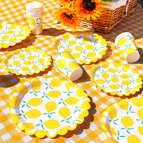 Wholesale disposable picnic plates, children's party tableware, dessert stand decorations, white plates, birthday party cake