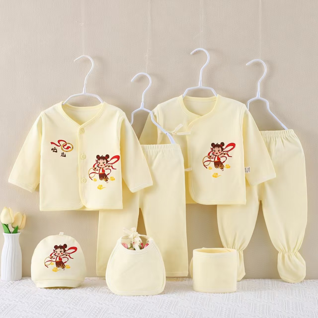 Set de siete piezas para bebés recién nacidos, algodón, ropa cómoda, bebés, regalos de luna llena, bolsas de regalo de cuatro estaciones