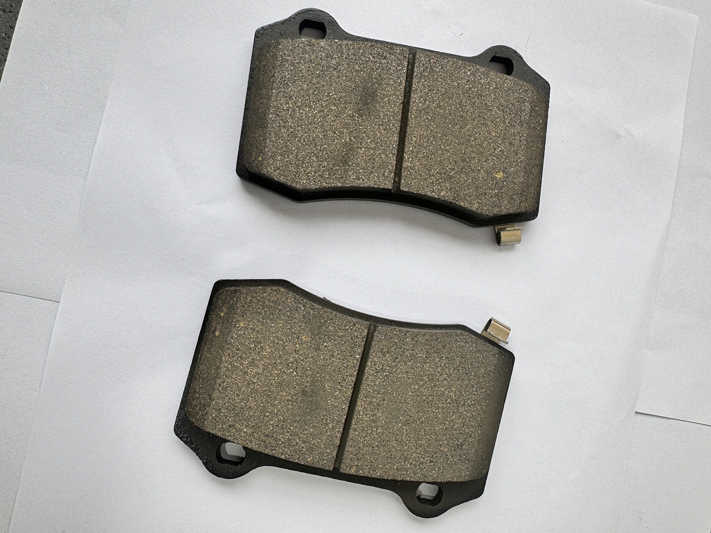 1068331‑00‑B Tesla Model S Model X rear brake pads rear wheel brake pads