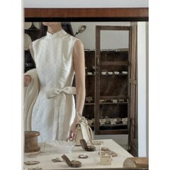 白い新しい蝶結びの長い袖なしの改良チャイナドレスの気質の優雅な修身のワンピースの女性の長いスカート