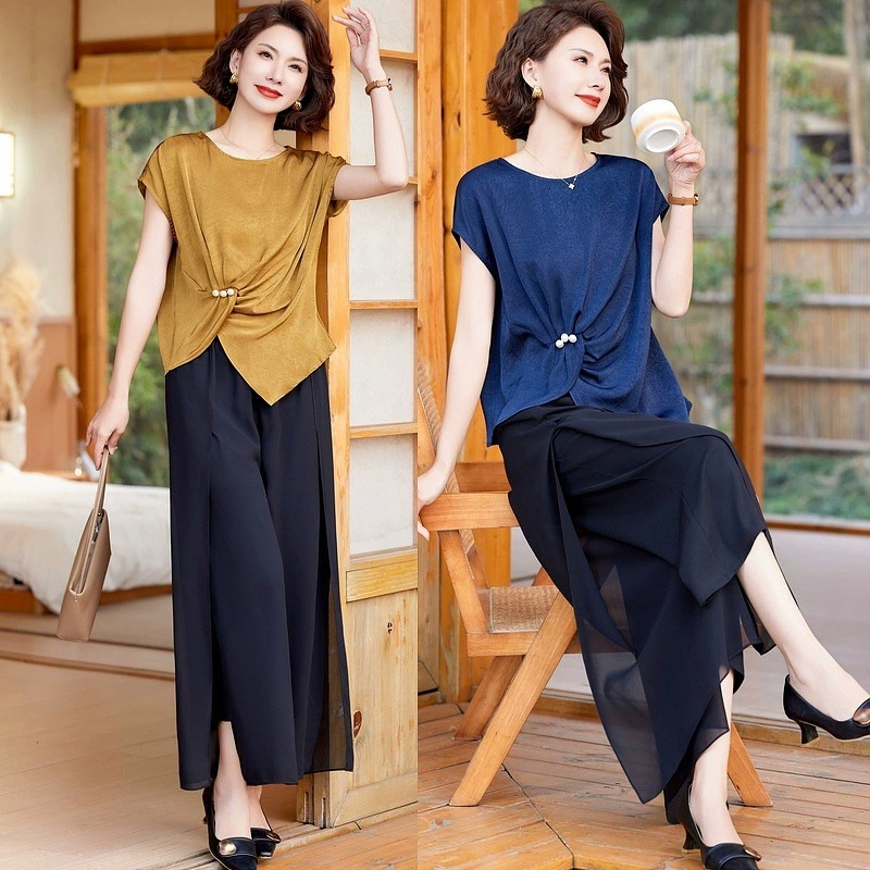 Модный комплект одежды для мамы 2025 года. Новая элегантная рубашка с разрезом и прямые брюки в пол. Двухпредметный комплект.