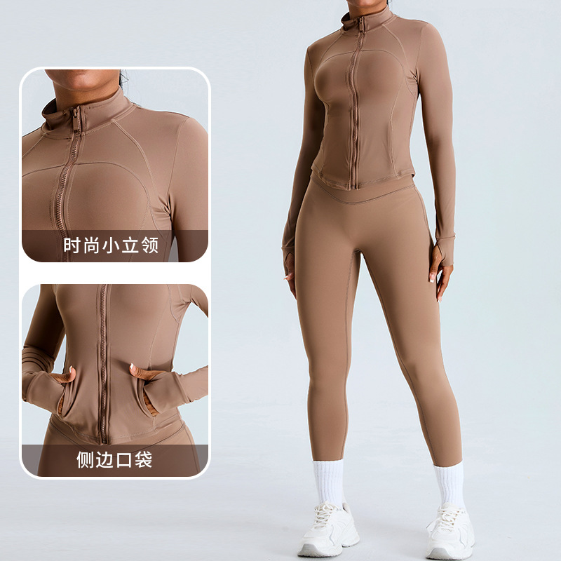 Otoño y invierno nuevo abrigo de yoga delgado con cremallera de cuello de la mujer abrigo deportivo al aire libre ropa de yoga de manga larga